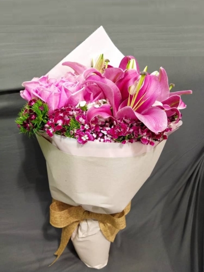 Mixed Flower Bouquet HB1103 floristkl