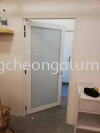  Aluminium Swing Door