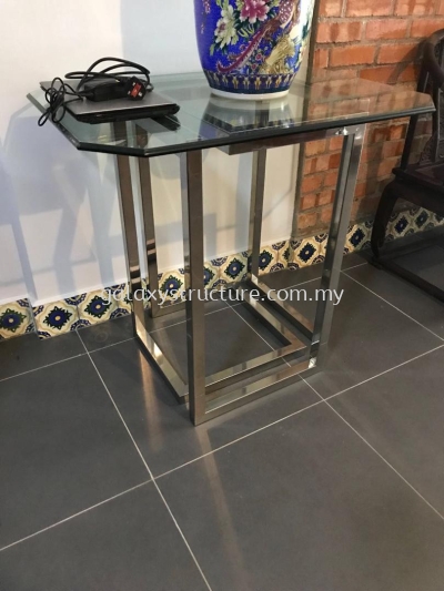 Stainless Steel Glass Decoration Table