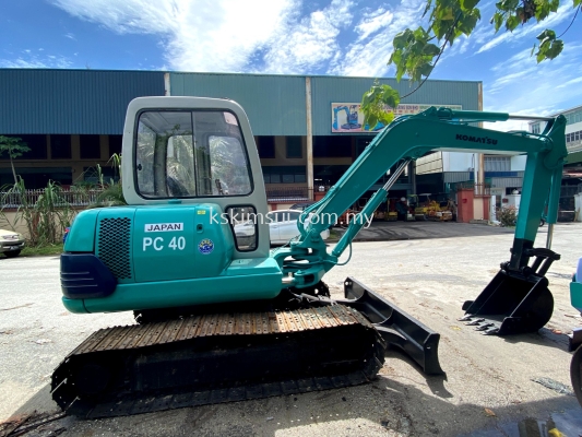 KOMATSU PC40-7 MINI EXCAVATOR 