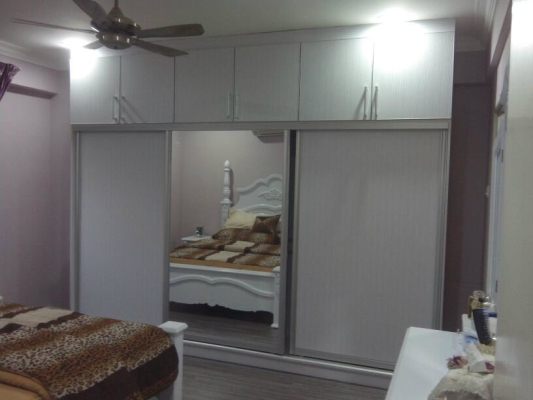 Anti Jumps Sliding Door Custom Wardrobe In Kajang / Bangi