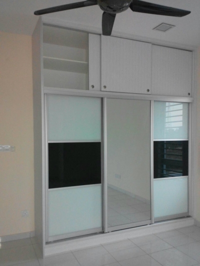 Anti Jumps Sliding Door Custom Wardrobe In Kajang / Bangi