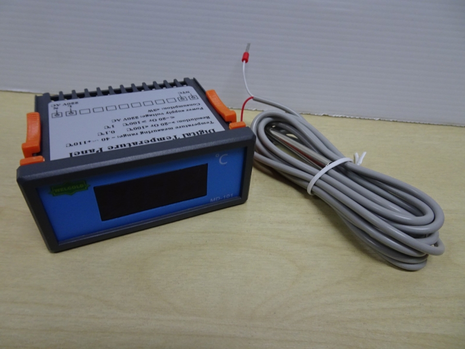 WELCOLD DIGITAL THERMOMETER MD-101 X AC220V (3W) (-40ˇăC ~ 110ˇăC)