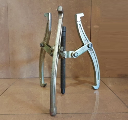 400mm 3-Jaw Puller ID002000  