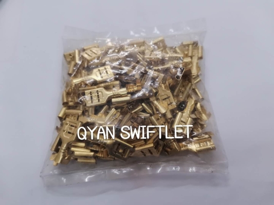 C079 - SOLDERLESS TERMINAL PLAIN GOLD