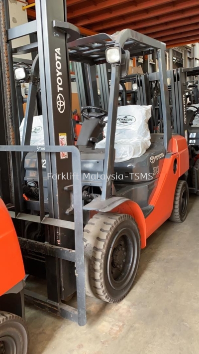 3.0 ton Diesel Toyota Forklift