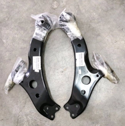 TOYOTA CAMRY ACV40 / ACV41 FRONT LOW ARM ( ORIGINAL ) 