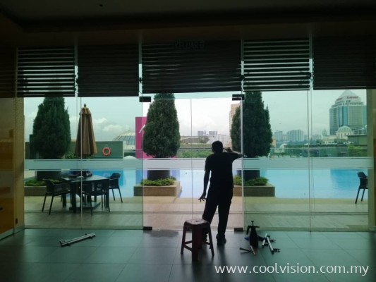 Window Film : UV 400 Green 