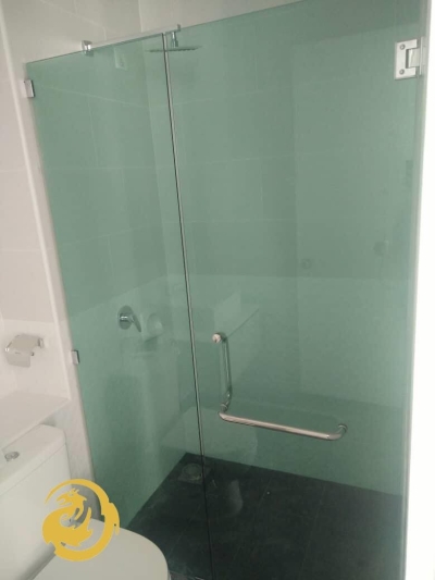 Shower Screen