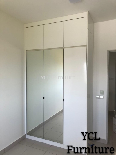 Melamine Gloss White Wardrobe D'Cerrum Ecohill