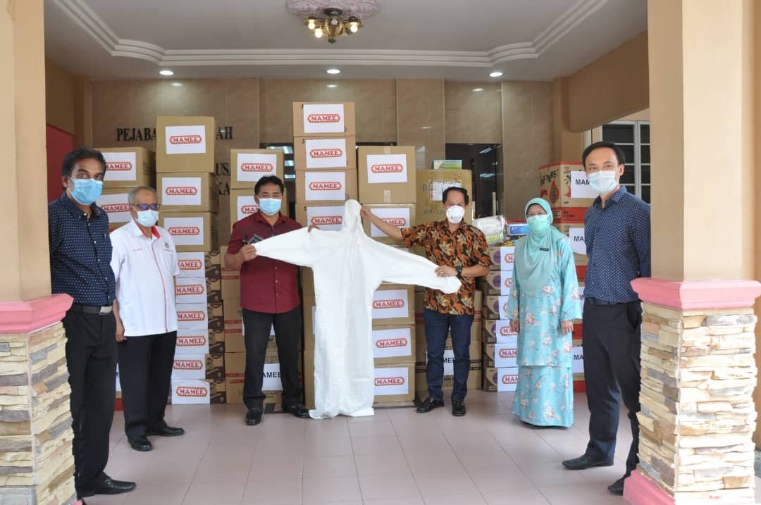 Collaboration with Mamee Donation of PPE Items to Hospital Melaka