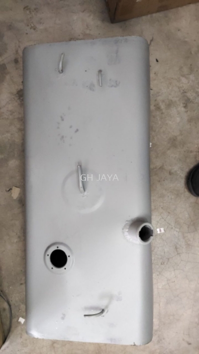 ISUZU NHR NKR DIESEL TANK ( NEW ) 