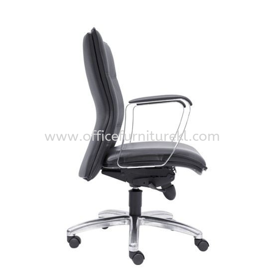 HALLFAX LOW BACK DIRECTOR CHAIR | LEATHER OFFICE CHAIR GOMBAK KL