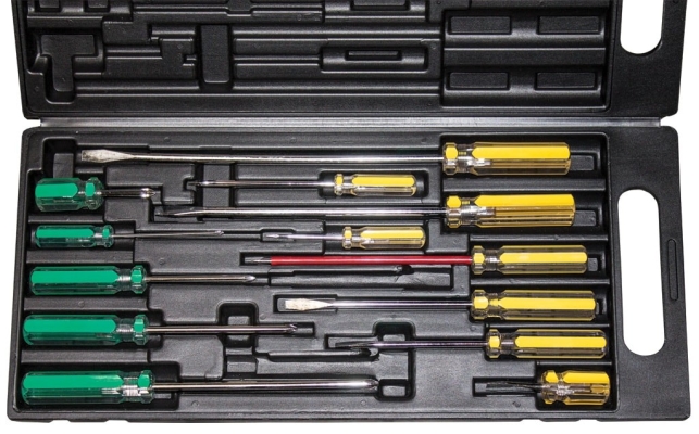 SP TOOLS SCREWDRIVER SET IN CASE - 13PC T834000