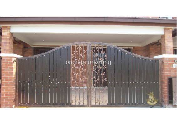 WIG 48- Wrought Iron Swing Gate