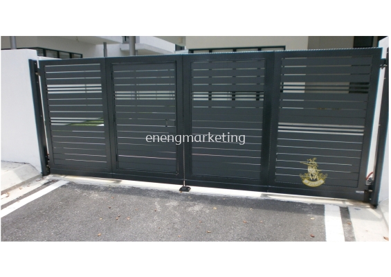 WIG 47- Wrought Iron Folding Gate