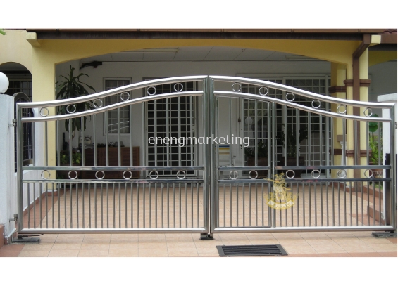 SSG 26- Stainless Steel Swing Gate