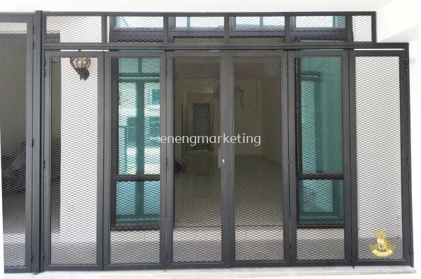 MSDG 08- Expended Metal Folding Door Grille