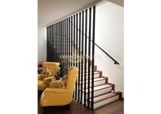 MSST 23- MS Vertical Railing