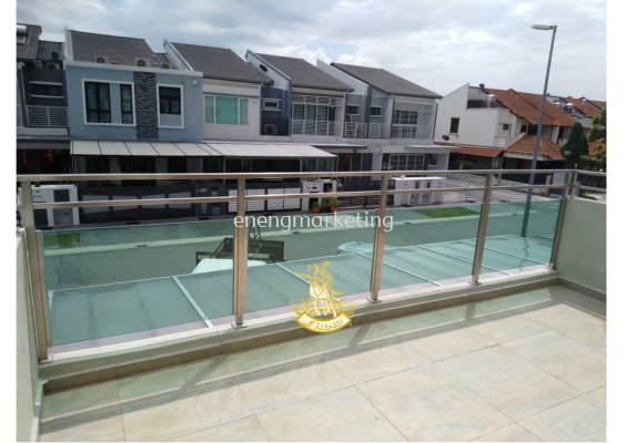 SSBR 08- Stainless Steel Railing with Tempered glass