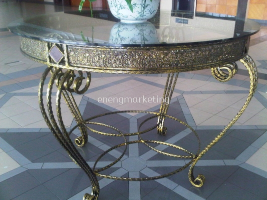 OT 03- Wrought Iron Table Stand