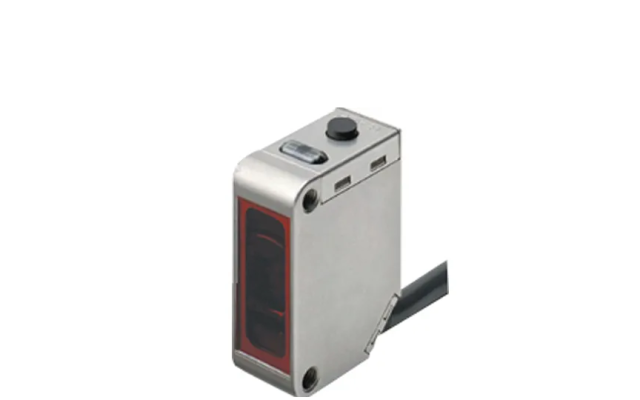 Omron E3ZM-C  Photoelectric Sensor for the Automotive and Machine Tool Industries