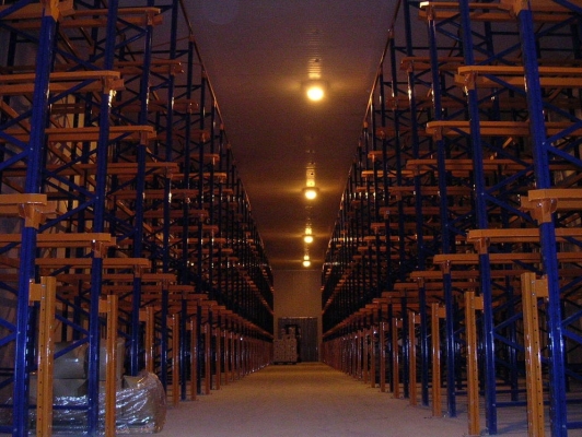 DRIVE IN PALLET RACKING SYSTEM