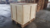 WOODEN CRATE WAREHOUSE HANDLING MATERIALS SOLUTION
