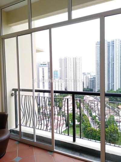 sliding doors 4 panels + above fix @mont' kiara Aman, jalan kiara 2,mont'kiara 