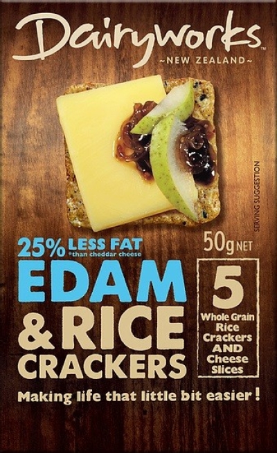 DAIRYWORKS EDAM CHEESE & CRACKERS 50G