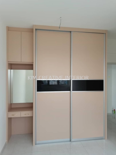 Sliding Wardrobe with Dressing