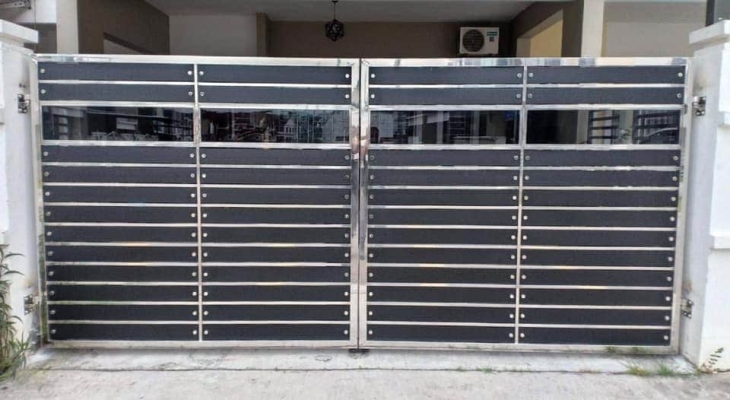 STAINLESS STEEL GATE