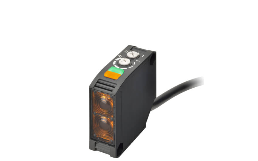omron e3jk  long-distance photoelectric sensor that supports ac/dc power supplies