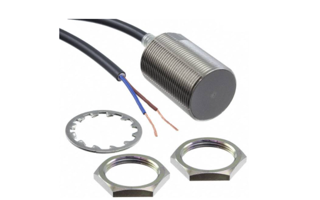 OMRON E2EZ Chip-immune Inductive Proximity Sensor