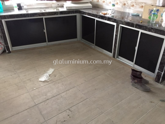 cabinet sliding door + ( һ naco) @jalan TKC 2/2, kota cheras, Cheras 