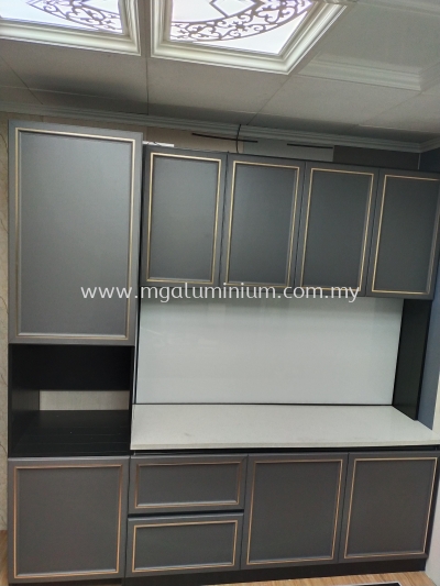 Aluminium Euro Style Cabinet