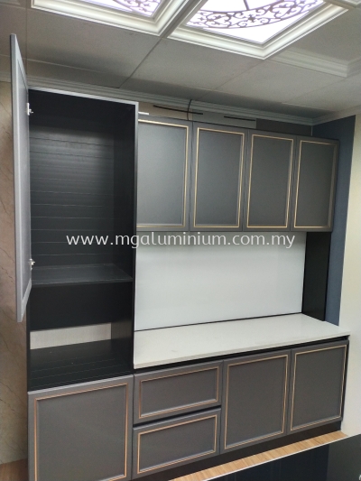 Aluminium Euro Style Cabinet