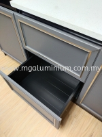 Aluminium Euro Style Cabinet