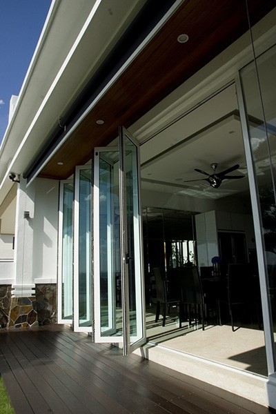 PPM4 Series Aluminium Folding Door