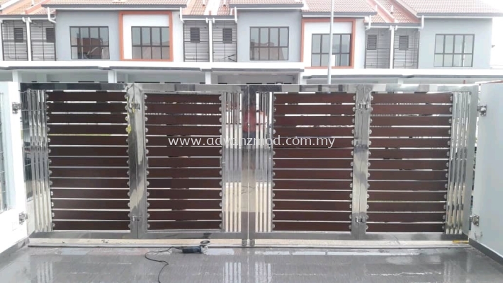 Stainless Steel Gate With Aluminium Panels 