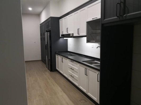 Glossy Pure White and   Matte Dark Grey with Quartz Stone Table Top