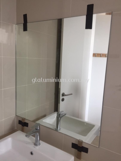 Toilet mirror frameless @united point Residence, jalan Lang Emas, Kuala Lumpur 