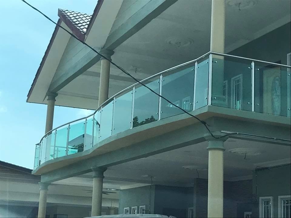 Sample Balcony Railing With Tempered glass Design In Selangor Staircase ...