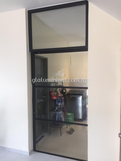 One panel sliding door above fix glass @jalan Cempaka Lui 4,hulu langat 