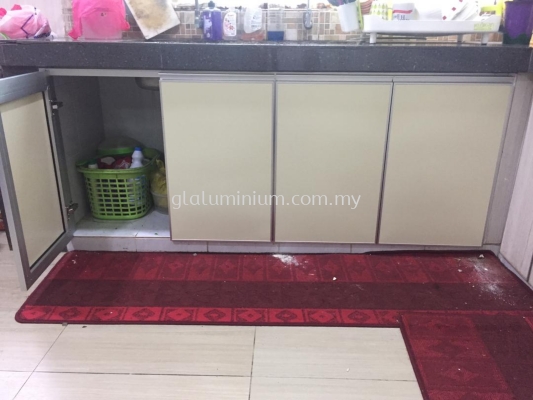 Cabinet swing door + composite panel @Taman Sri Nanding, ulu langat 