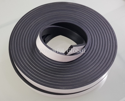 Closed-Cell-EPDM-Sponge-Strip-With-Adhesive-Tape
