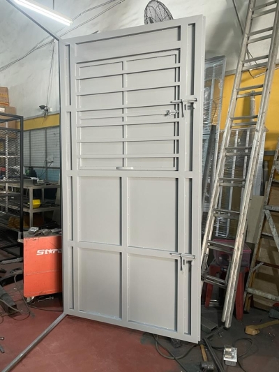 Mild Steel Half Plate Door 