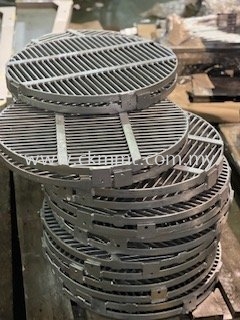 Heavy duty grating