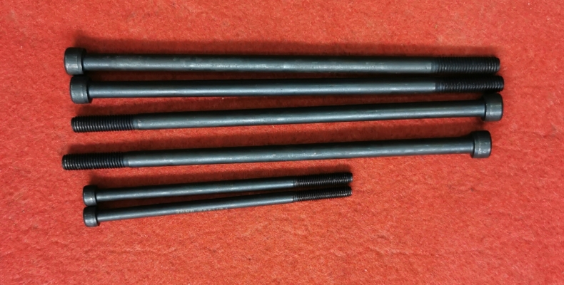 LC135, Y15ZR, FZ150, FZ150 BLOCK SHAFT FOR JET ROD M8X190MM=4PCS M6X120=2PCS 2585CA(HMJMEE)