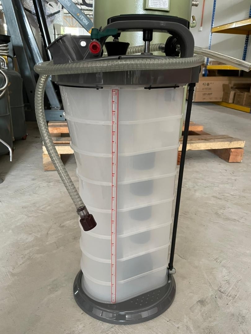 S4Tools | OEM 9 Liter Manual / Pneumatic Fluid Extractor (PA-101A)